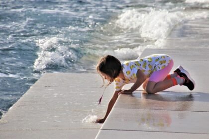 Waves of Inspiration: How Portugal Shapes Global Surf Trends