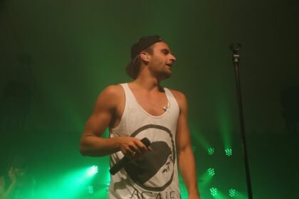 Surf Season in Portugal: Find the Perfect Wave at the Perfect Time